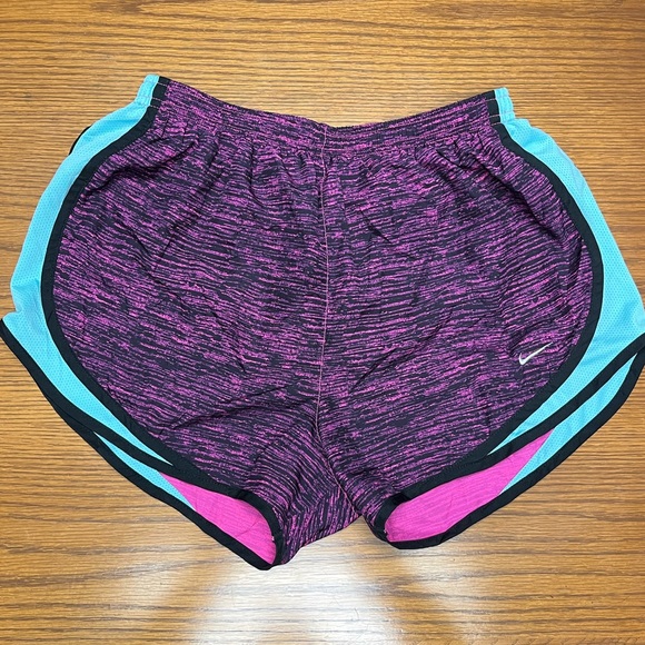 Nike Running Shorts - Picture 1 of 5